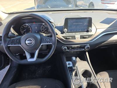 2025 Nissan Altima SV - zdjęcie 11 z 27 - miniatura