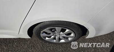 2026 Toyota Corolla LE Sedan - zdjęcie 23 z 29 - miniatura