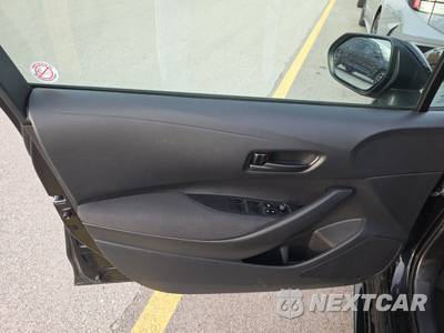 2026 Toyota Corolla LE Sedan - zdjęcie 9 z 27 - miniatura