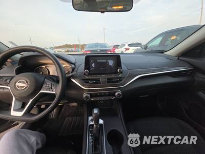 2025 Nissan Altima SV - zdjęcie 11 z 26 - miniatura