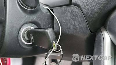 2025 Toyota RAV4 LE - zdjęcie 17 z 27 - miniatura