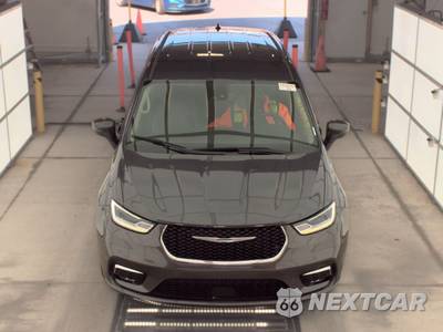 2023 Chrysler Pacifica Touring L 121.6" WB - zdjęcie 2 z 33 - miniatura