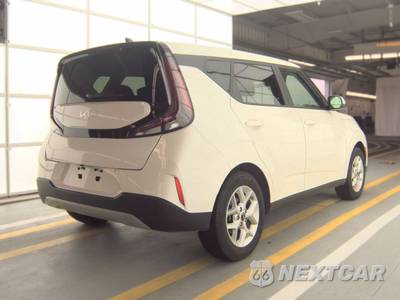 2025 Kia Soul LX - zdjęcie 4 z 24 - miniatura