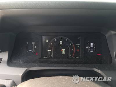 2025 Toyota 4Runner SR5 - zdjęcie 12 z 24 - miniatura