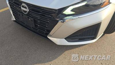2025 Nissan Altima SV - zdjęcie 19 z 20 - miniatura