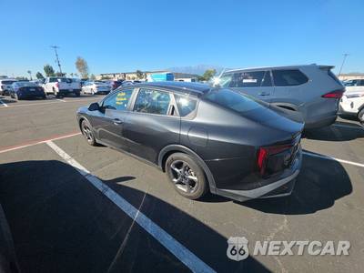 2025 Kia K4 LXS - zdjęcie 6 z 24 - miniatura