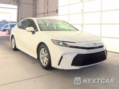 2025 Toyota Camry LE - zdjęcie 3 z 30 - miniatura
