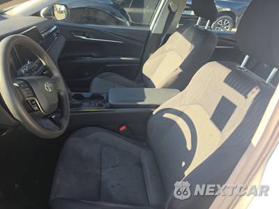 2025 Toyota Camry LE - zdjęcie 7 z 30 - miniatura