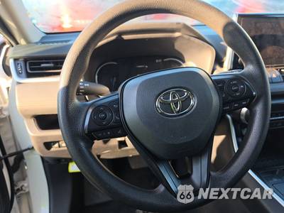 2024 Toyota RAV4 Hybrid XLE - zdjęcie 10 z 28 - miniatura