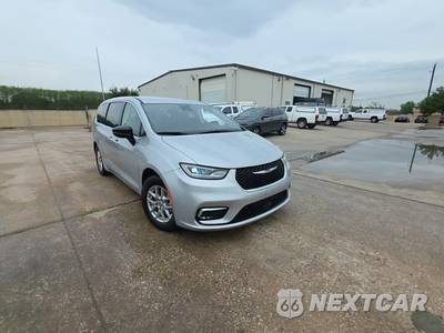 2024 Chrysler Pacifica Touring L 121.6" WB - zdjęcie 3 z 13 - miniatura