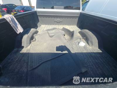 2022 Chevrolet Silverado 2500HD LTZ Crew Cab Medium Bed 1LZ - zdjęcie 16 z 23 - miniatura