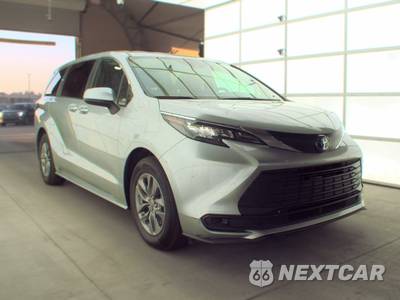 2025 Toyota Sienna LE 8-Passenger 120.5" WB - zdjęcie 3 z 27 - miniatura