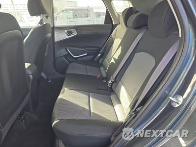 2025 Kia Soul LX - zdjęcie 13 z 32 - miniatura