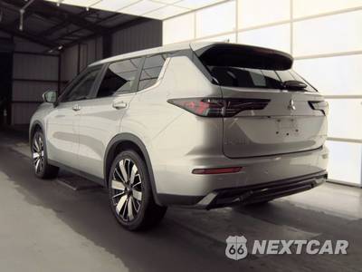 2025 Mitsubishi Outlander SE - zdjęcie 6 z 34 - miniatura