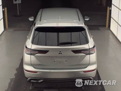 2025 Mitsubishi Outlander SE - zdjęcie 5 z 34 - miniatura