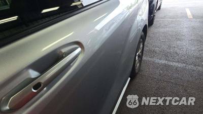 2025 Toyota Sienna LE 8-Passenger 120.5" WB - zdjęcie 28 z 33 - miniatura
