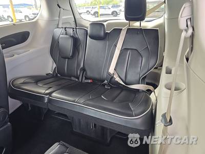 2023 Chrysler Pacifica Limited 121.6" WB - zdjęcie 14 z 28 - miniatura