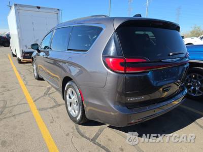 2023 Chrysler Pacifica Limited 121.6" WB - zdjęcie 6 z 32 - miniatura
