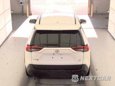 2025 Toyota RAV4 LE - zdjęcie 5 z 26 - miniatura
