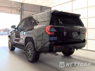 2025 Toyota 4Runner SR5 - zdjęcie 6 z 28 - miniatura