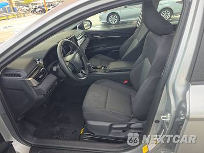 2026 Toyota Camry LE - zdjęcie 7 z 21 - miniatura