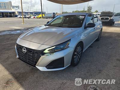 2025 Nissan Altima SV - zdjęcie 1 z 23 - miniatura