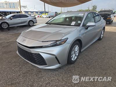 2026 Toyota Camry LE - zdjęcie 1 z 21 - miniatura
