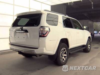 2024 Toyota 4Runner TRD Off Road - zdjęcie 4 z 37 - miniatura