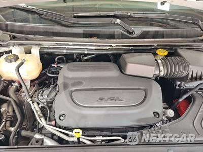 2024 Chrysler Pacifica Touring L 121.6" WB - zdjęcie 16 z 31 - miniatura