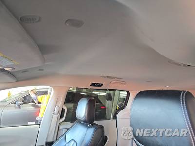 2023 Chrysler Pacifica Touring L 121.6" WB - zdjęcie 19 z 33 - miniatura