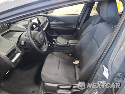 2026 Toyota Prius LE - zdjęcie 7 z 28 - miniatura