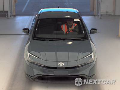 2026 Toyota Prius LE - zdjęcie 2 z 28 - miniatura