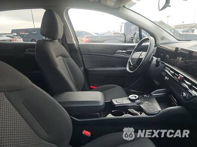 2026 Kia Sportage Hybrid LX - zdjęcie 8 z 23 - miniatura