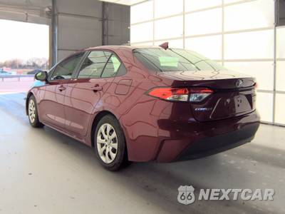 2026 Toyota Corolla LE Sedan - zdjęcie 6 z 26 - miniatura
