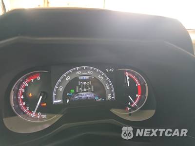 2025 Toyota RAV4 LE - zdjęcie 12 z 27 - miniatura