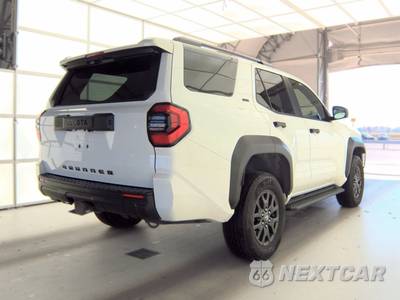 2025 Toyota 4Runner SR5 - zdjęcie 4 z 25 - miniatura