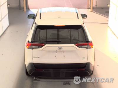 2025 Toyota RAV4 LE - zdjęcie 5 z 26 - miniatura