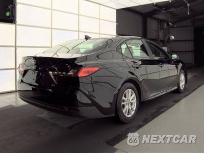 2026 Toyota Camry LE - zdjęcie 4 z 29 - miniatura
