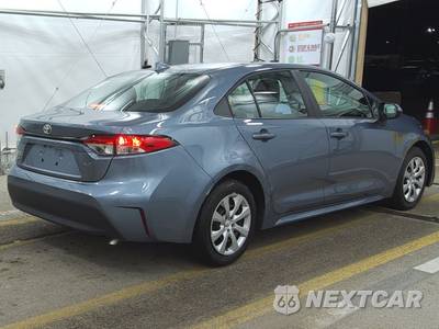 2026 Toyota Corolla LE Sedan - zdjęcie 4 z 34 - miniatura