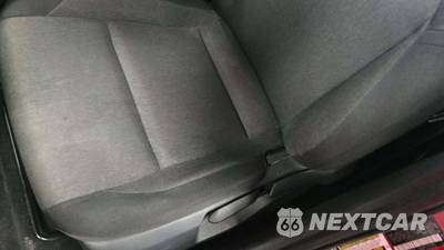 2025 Toyota Camry LE - zdjęcie 21 z 33 - miniatura