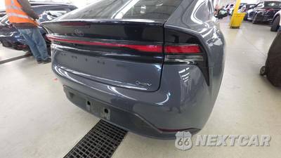2023 Toyota Prius LE - zdjęcie 34 z 38 - miniatura