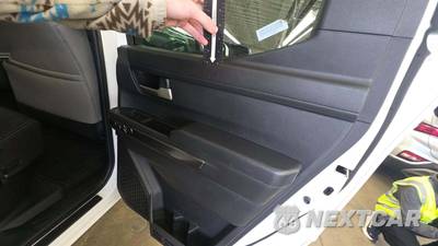 2025 Toyota Tacoma TRD Off-Road Crew Cab Medium Bed - zdjęcie 29 z 38 - miniatura