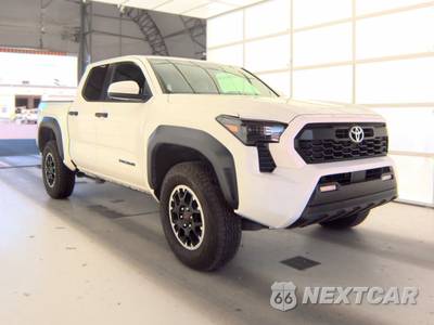 2025 Toyota Tacoma TRD Off-Road Crew Cab Medium Bed - zdjęcie 3 z 38 - miniatura