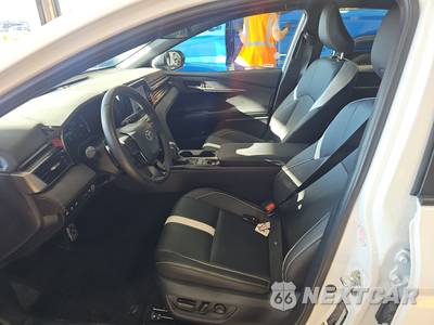 2026 Toyota Camry SE - zdjęcie 7 z 27 - miniatura