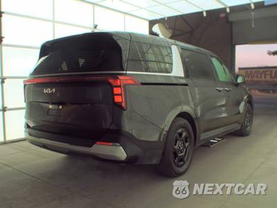 2025 Kia Carnival MPV LXS 121.7" WB - zdjęcie 4 z 33 - miniatura