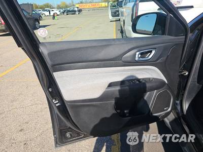 2025 Jeep Compass Latitude - zdjęcie 9 z 28 - miniatura