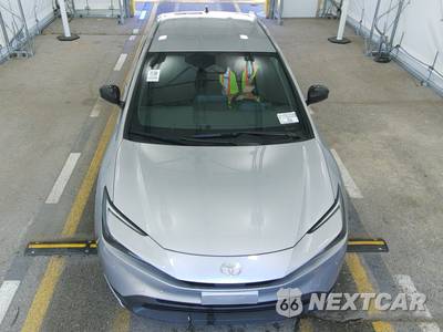 2026 Toyota Prius LE - zdjęcie 2 z 23 - miniatura