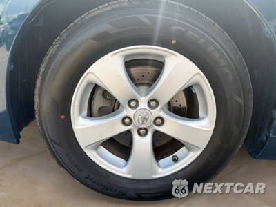 2011 Toyota Sienna LE 8-Passenger 119.3" WB - zdjęcie 9 z 15 - miniatura