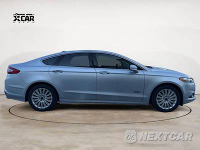 2016 Ford Fusion Energi SE - zdjęcie 5 z 14 - miniatura