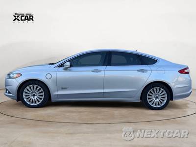 2016 Ford Fusion Energi SE - zdjęcie 2 z 14 - miniatura
